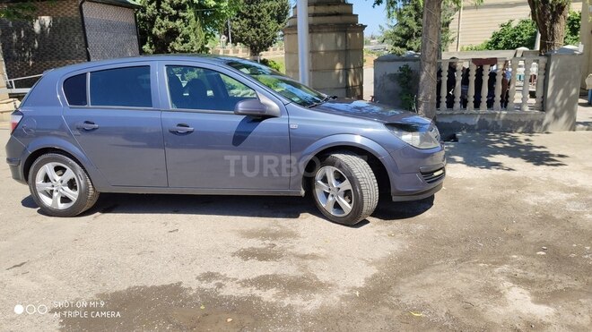 Opel Astra 2006, 290,000 km - 1.3 л - Qazax