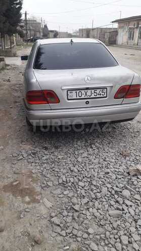 Mercedes E 220 1996, 400,000 km - 2.2 л - Bakı
