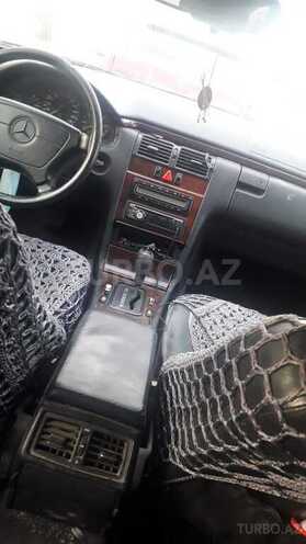 Mercedes E 220 1996, 400,000 km - 2.2 л - Bakı