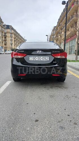Hyundai Elantra 2013, 200,000 km - 1.8 l - Bakı