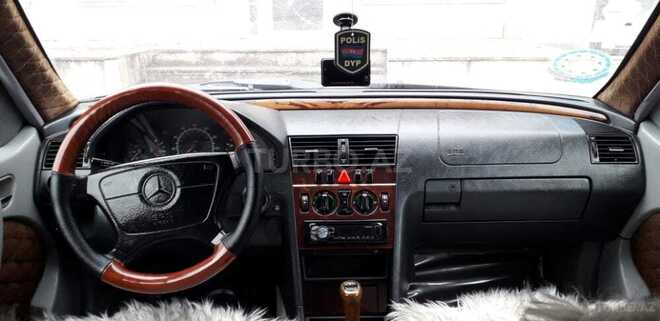 Mercedes C 230 1998, 253,000 km - 2.3 l - Beyləqan