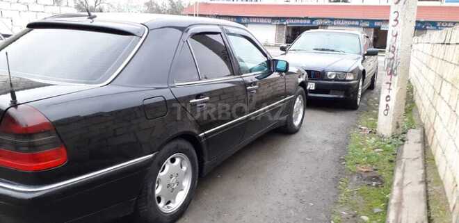 Mercedes C 230 1998, 253,000 km - 2.3 l - Beyləqan