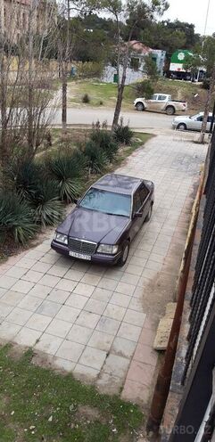 Mercedes E 220 1994, 364,521 km - 2.2 l - Şirvan