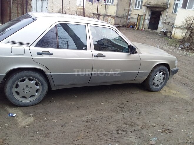 Mercedes 190 1989, 234,000 km - 0.2 l - Gəncə