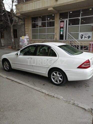 Mercedes C 240 2001, 456,800 km - 2.4 l - Bakı