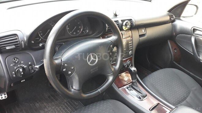 Mercedes C 180 2005, 369,421 km - 1.8 л - Bakı