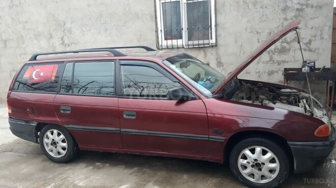Opel Astra 1993, 354,218 km - 1.6 l - Bakı