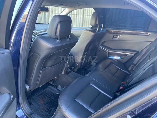 Mercedes E 220 2011, 155,418 km - 2.2 l - Bakı