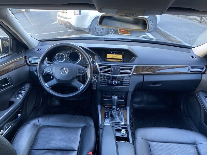 Mercedes E 220 2011, 155,418 km - 2.2 l - Bakı