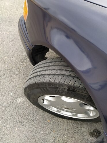 Mercedes C 200 1996, 256,983 km - 2.0 л - Bakı