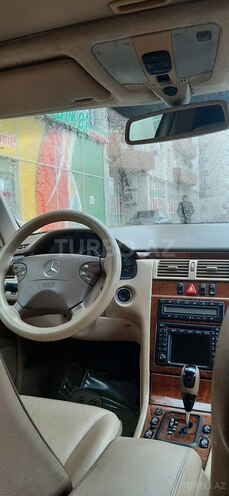 Mercedes E 200 2001, 280 km - 2.0 l - Bakı