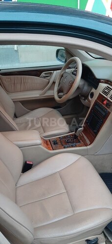Mercedes E 200 2001, 280 km - 2.0 l - Bakı