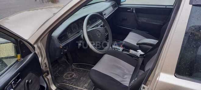 Mercedes 190 1989, 165,000 km - 2.0 l - Sumqayıt