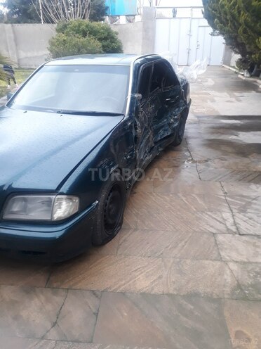 Mercedes C 220 1995, 353,000 km - 2.2 l - Bakı