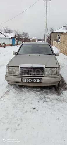 Mercedes E 230 1986, 350,000 km - 2.3 l - Quba