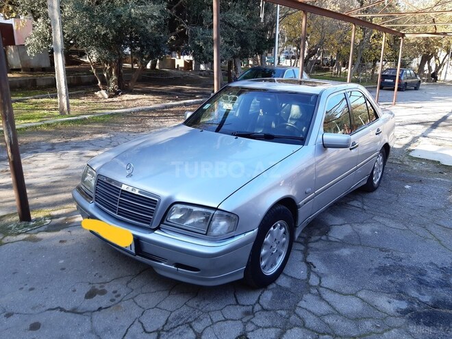 Mercedes C 200 1997, 275,000 km - 2.0 l - Bakı
