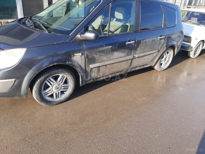 Renault Grand Scenic 2006, 220,000 km - 1.5 l - Quba