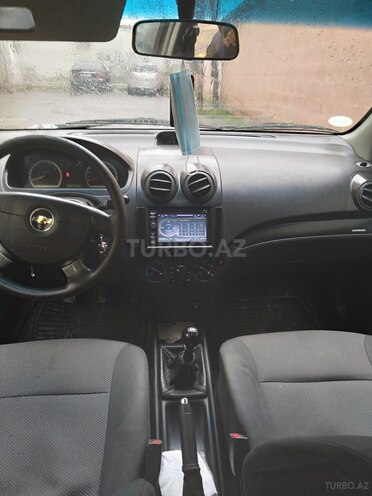 Chevrolet Aveo 2011, 10,000 km - 0.2 l - Salyan