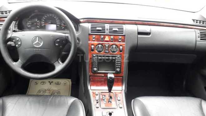 Mercedes E 240 1999, 200,000 km - 2.4 l - Bakı