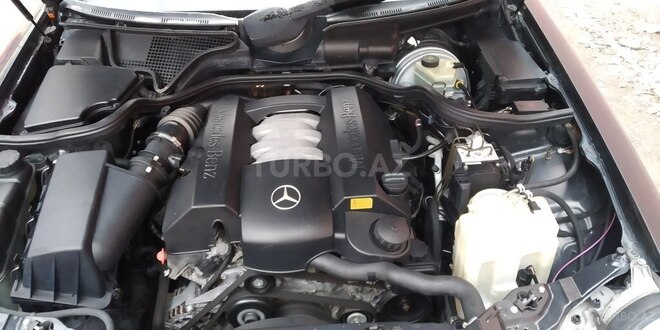 Mercedes E 240 1999, 200,000 km - 2.4 l - Bakı