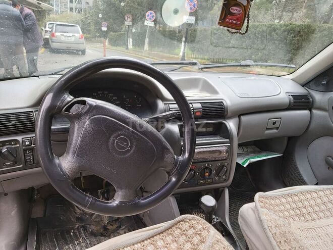 Opel Astra 1995, 356,000 km - 1.6 л - Bakı