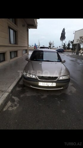 Opel Vectra 1997, 259,000 km - 1.6 л - Bakı