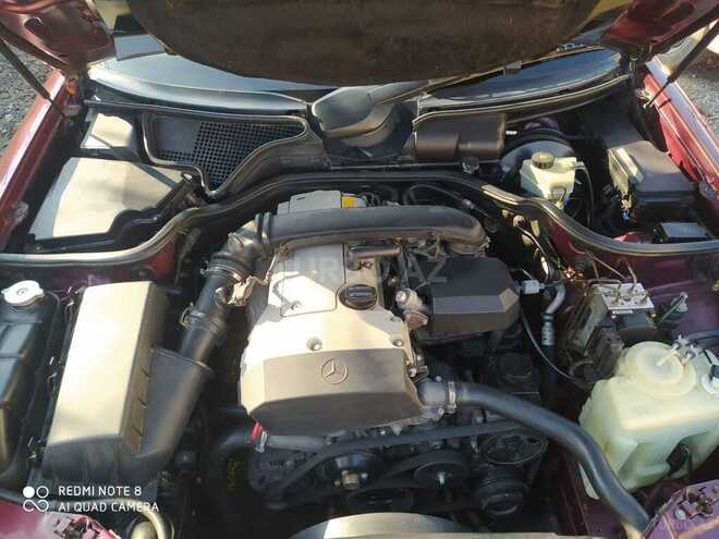 Mercedes E 200 1999, 260,000 km - 2.0 l - Ağstafa