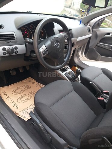 Opel Astra 2005, 200,300 km - 1.3 l - Bakı