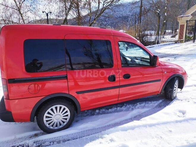 Opel Combo 2007, 206,000 km - 1.3 л - Qusar