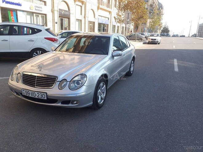 Mercedes E 220 2004, 419,000 km - 2.2 l - Bakı
