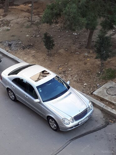 Mercedes E 220 2004, 419,000 km - 2.2 l - Bakı