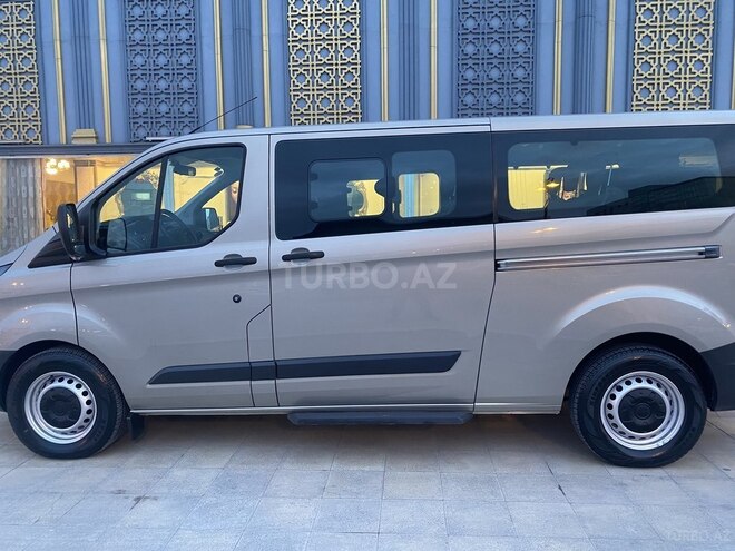 Ford Tourneo Custom 2015, 110,000 km - 2.2 l - Bakı