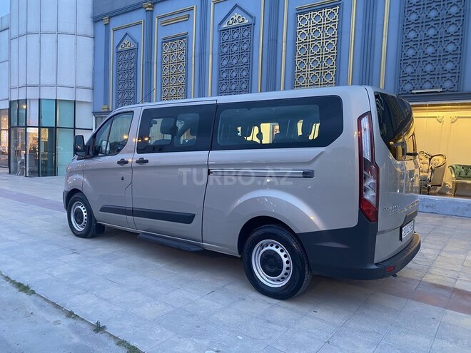 Ford Tourneo Custom 2015, 110,000 km - 2.2 l - Bakı
