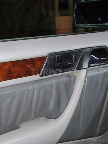 Mercedes E 220 1995, 429,500 km - 2.2 l - Bakı