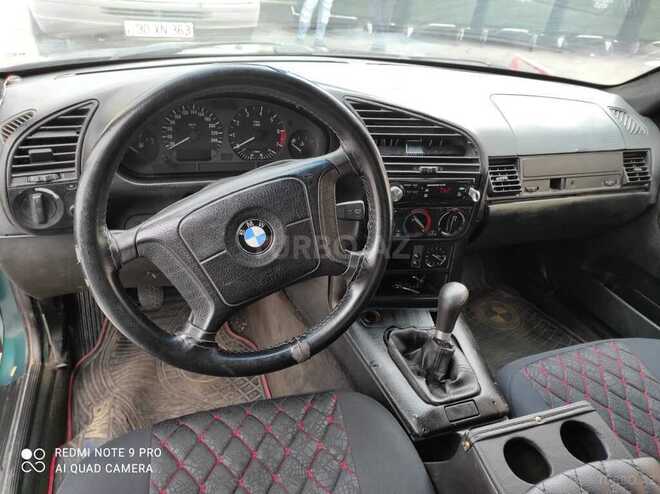 BMW 318 1992, 160,000 km - 1.6 l - Bakı