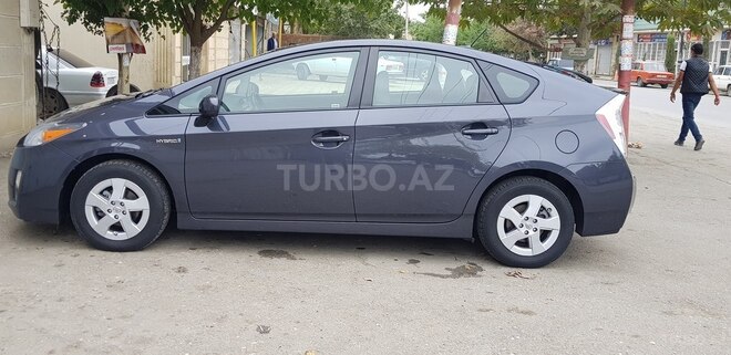Toyota Prius 2010, 200 km - 0.1 l - Bakı