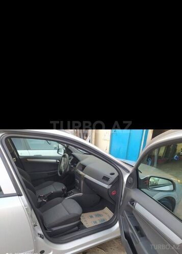 Opel Astra 2006, 255,599 km - 1.3 l - Şamaxı