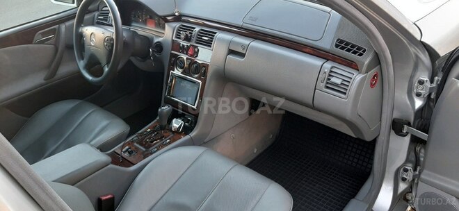 Mercedes E 320 2000, 256,000 km - 3.2 l - Şəmkir