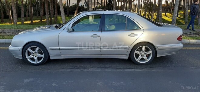 Mercedes E 320 2000, 256,000 km - 3.2 l - Şəmkir