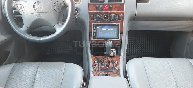 Mercedes E 320 2000, 256,000 km - 3.2 l - Şəmkir