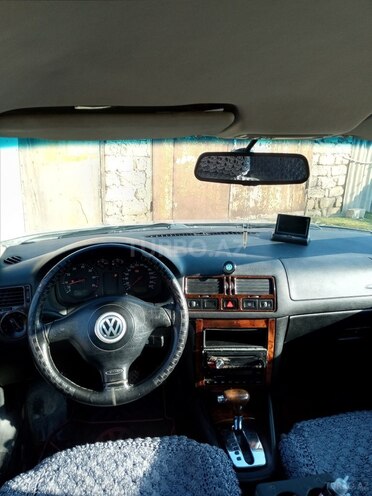Volkswagen Bora 2000, 266,000 km - 2.0 l - Bakı