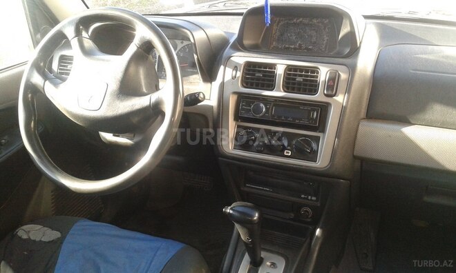 Mitsubishi Pajero io 1999, 285,900 km - 1.8 l - Bakı