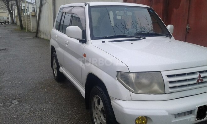 Mitsubishi Pajero io 1999, 285,900 km - 1.8 l - Bakı