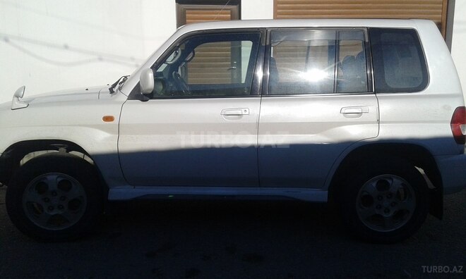 Mitsubishi Pajero io 1999, 285,900 km - 1.8 l - Bakı