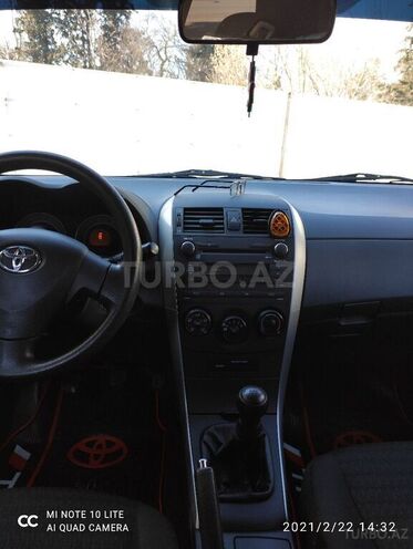 Toyota Corolla 2008, 175,000 km - 1.4 l - Ağdaş
