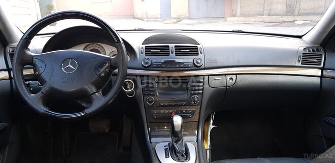 Mercedes E 320 2002, 445,000 km - 3.2 l - Bakı