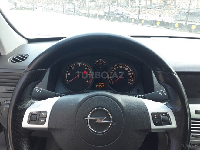 Opel Astra 2010, 173,000 km - 1.3 l - Bakı