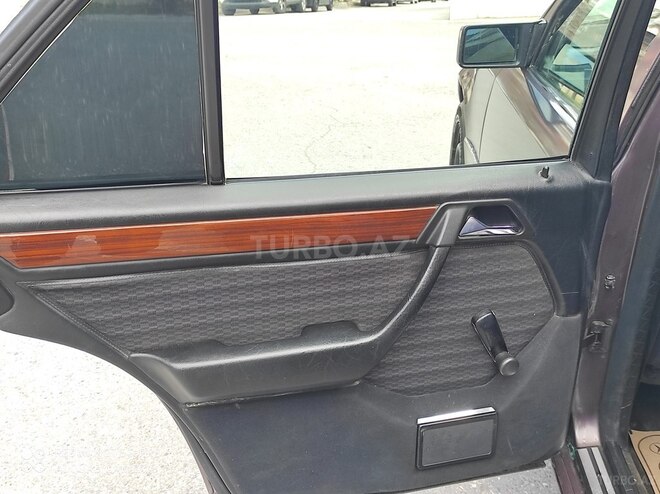 Mercedes E 200 1990, 467,846 km - 2.0 л - Bakı