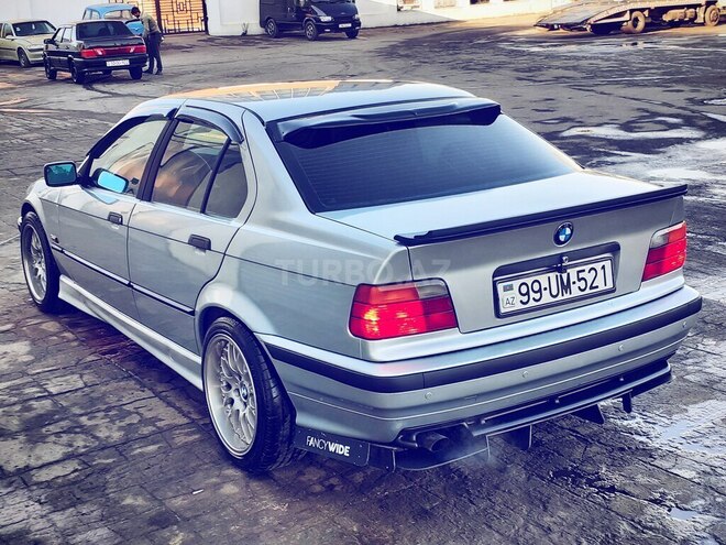 BMW 320 1995, 298,000 km - 2.0 l - Sumqayıt