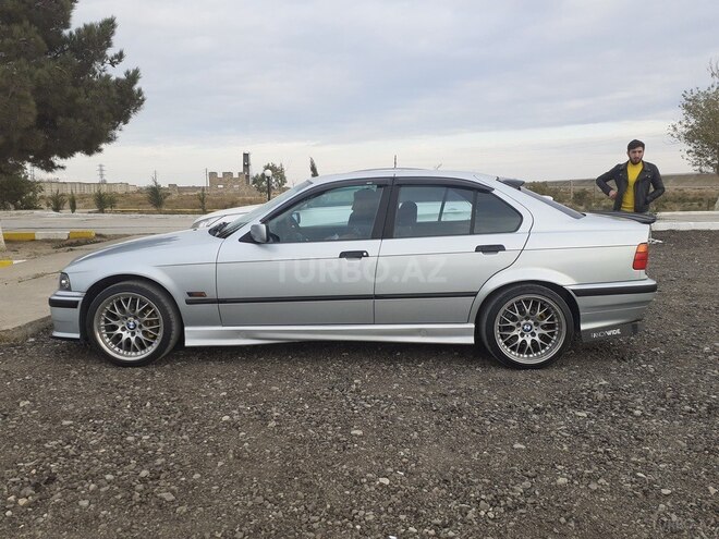 BMW 320 1995, 298,000 km - 2.0 l - Sumqayıt